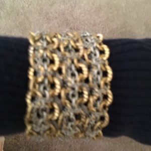 Fashion Silver &Gold Tone Bracelet. Size 6 inches